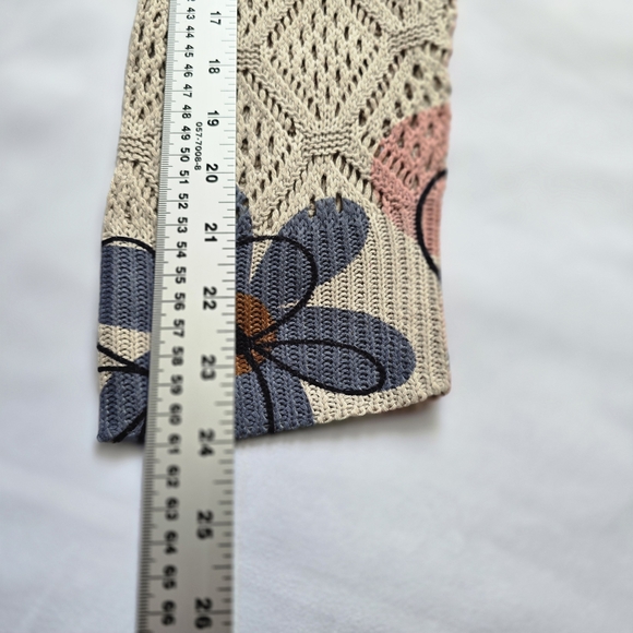 Floral Knit Long Sleeve Women's Top - Picture 5 of 6